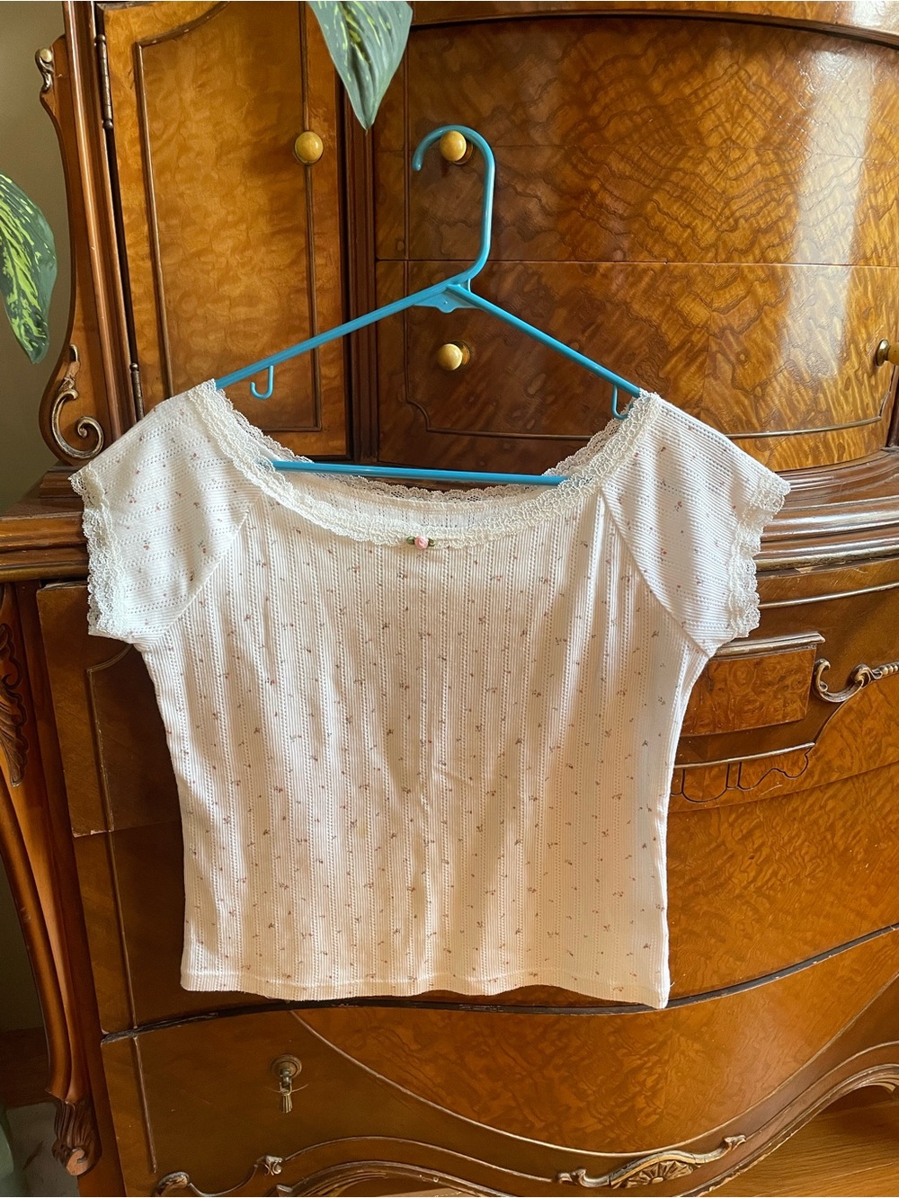Aeropostale Lace Short Sleeve